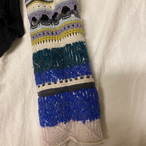 Free People sweater - Picture 3 of 3